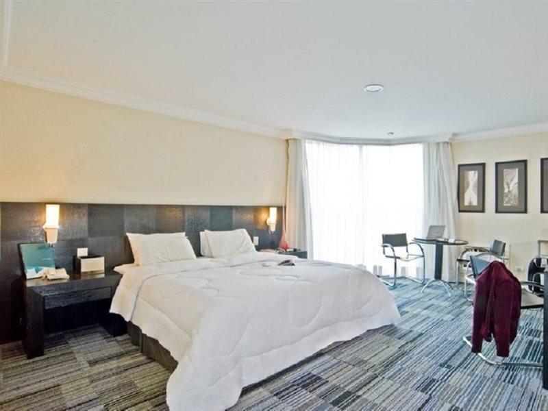 Rockefeller By Slaviero Hotel