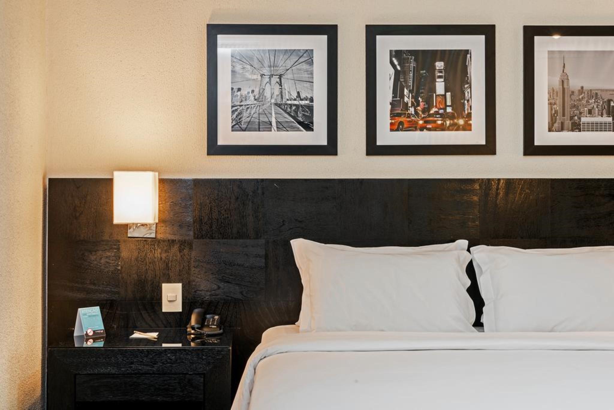 Rockefeller By Slaviero Hotel